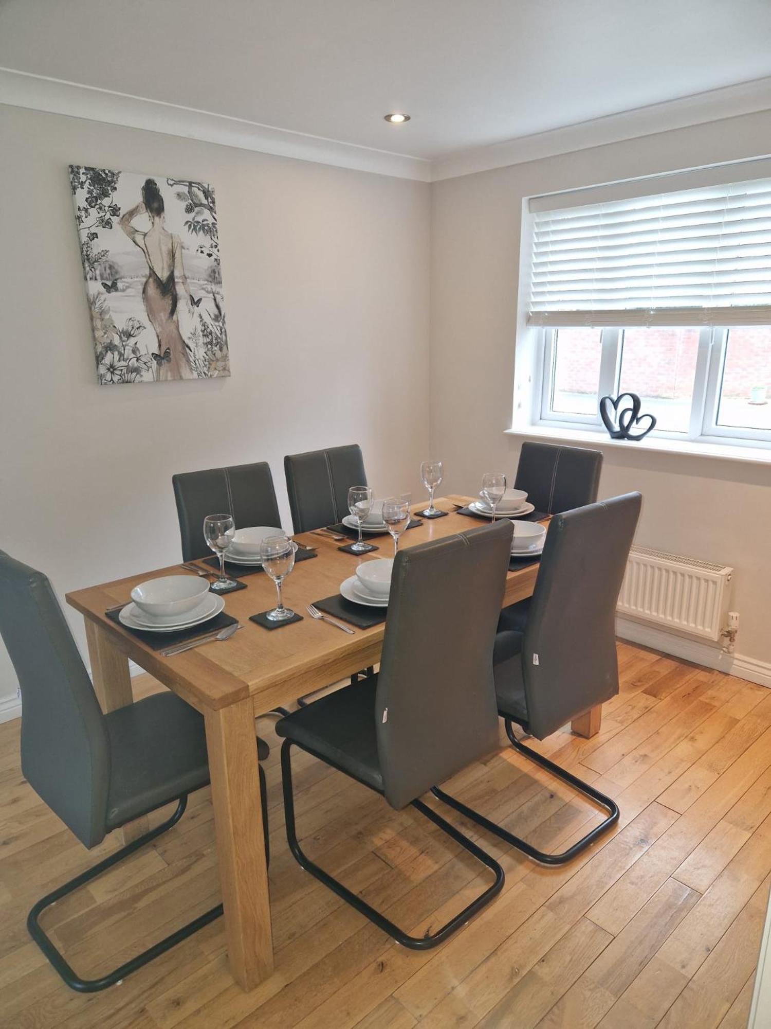 Hereford - Finch House - Modern 4 Bedroom House Located In South Hereford, Dog Friendly With Nearby Countryside, Pool Table, Sleeps Up To 10 Guests - Hosted By Rentmyhouse Экстерьер фото