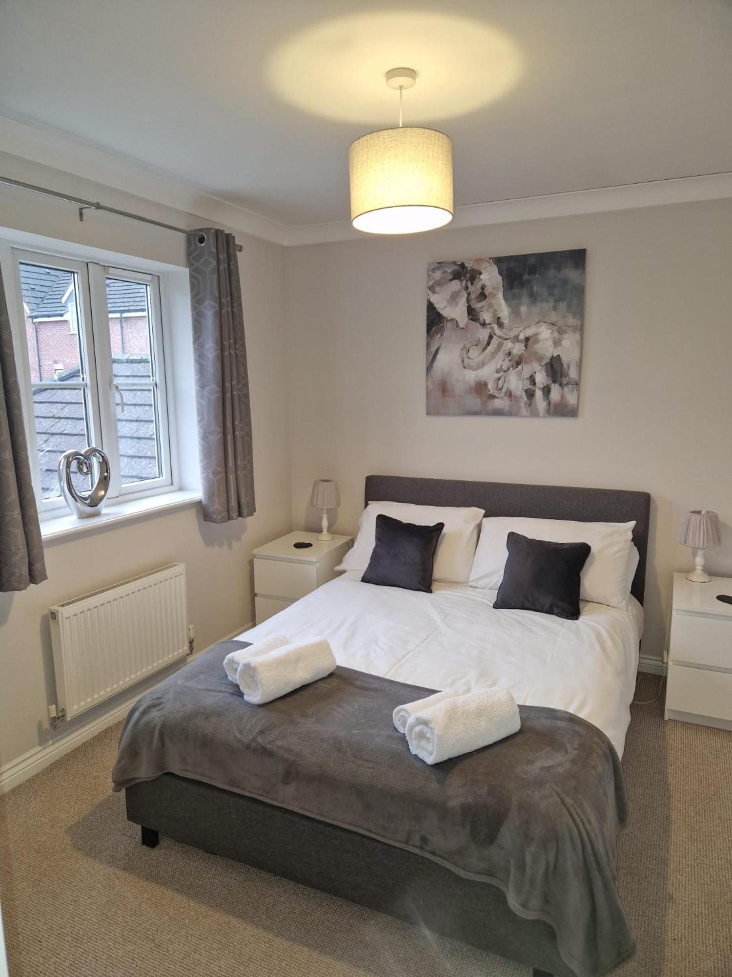Hereford - Finch House - Modern 4 Bedroom House Located In South Hereford, Dog Friendly With Nearby Countryside, Pool Table, Sleeps Up To 10 Guests - Hosted By Rentmyhouse Экстерьер фото